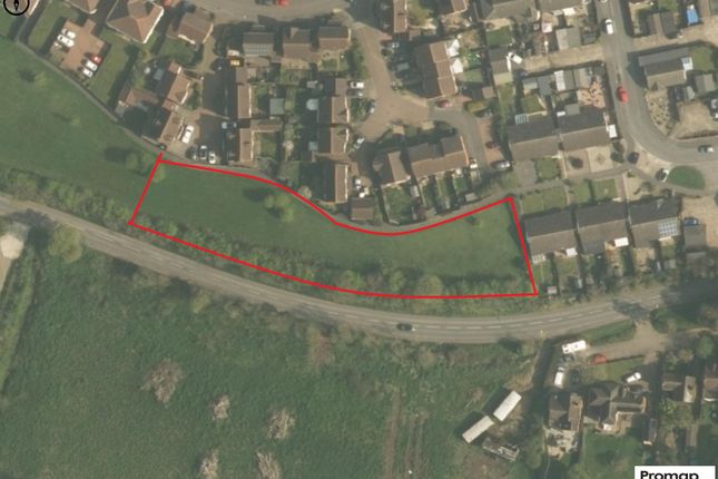 Studio, in Land, £5,000
