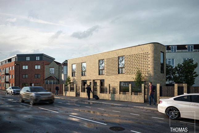 1 bed property, in Maidstone Road, £500,000