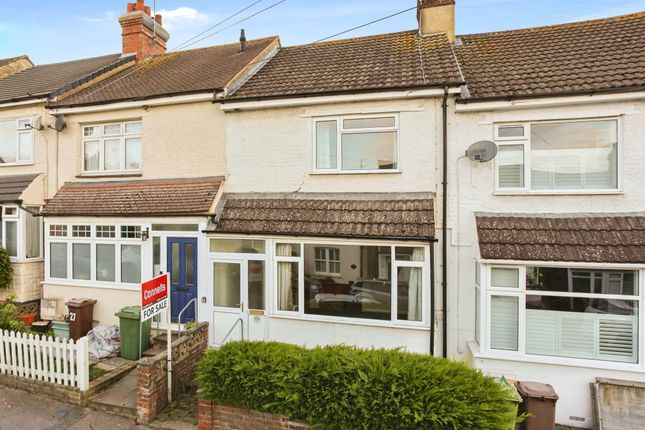3 bed property, in Canterbury Road, £220,000