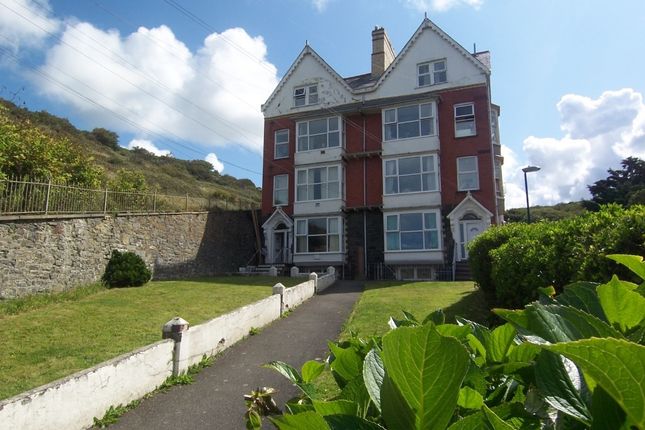 1 bed property, in Cliff Terrace, £130,000