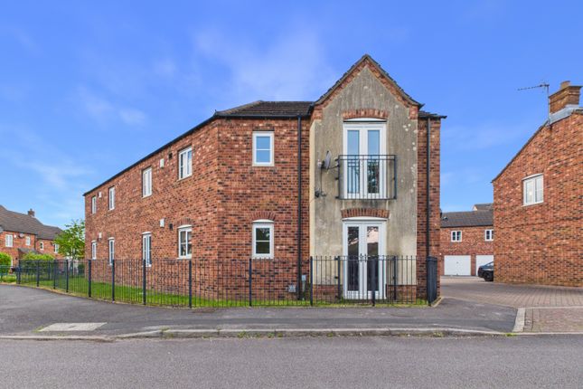 3 bed property, in Waltheof Road, £125,000