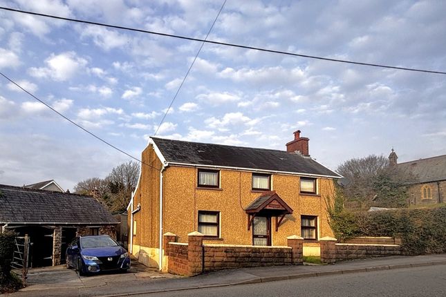 2 bed property, in Heol Y Meinciau, £230,000