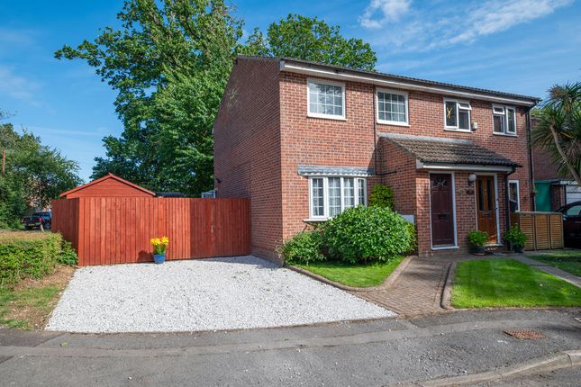 3 bed property, in Place Crescent, £325,000