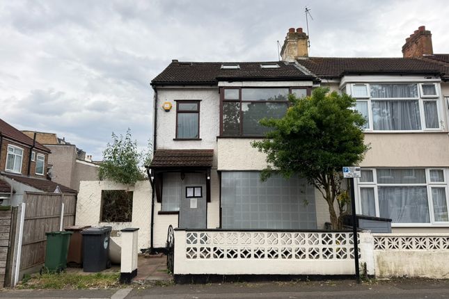 4 bed property, in 2A Park Road, £500,000