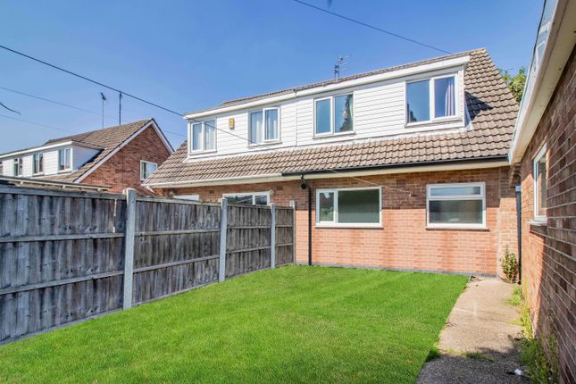 3 bed property, in Warkton Close, £210,000