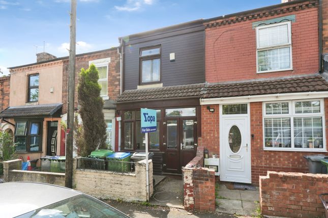 3 bed property, in Highfield Road, £210,000