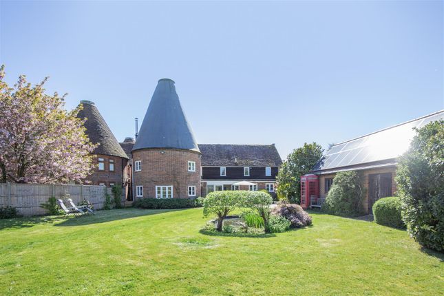 5 bed property, in Mill Lane, £950,000