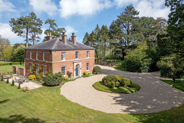 3 bed property, in Tathwell Grange, £12,500,000