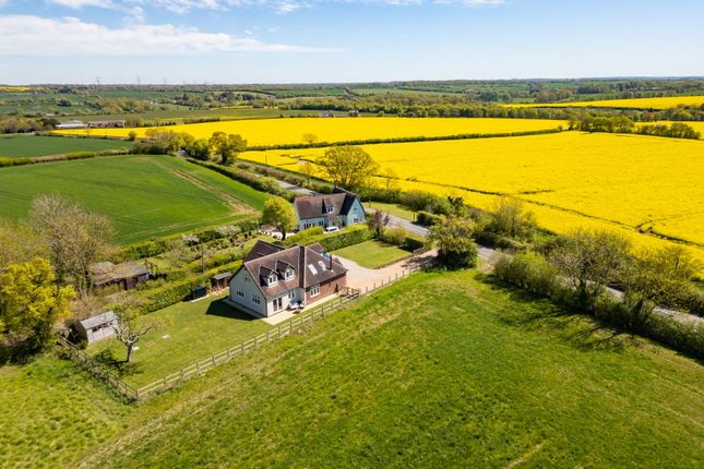 4 bed property, in Thaxted Road, £725,000