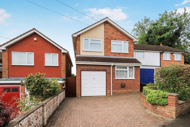 3 bed property, in Bate Street, £290,000