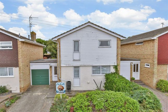 3 bed property, in Hallwood Close, £385,000