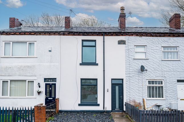 2 bed property, in Nicol Road, £100,000
