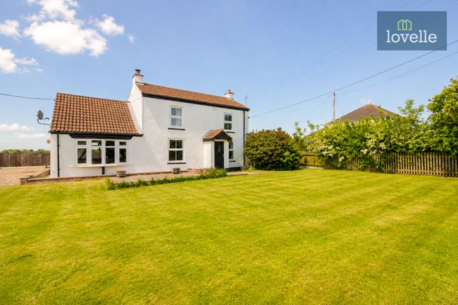 4 bed property, in Saddleback Road, £340,000