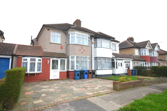 4 bed property, in Church Drive, £685,000