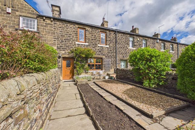 1 bed property, in Gilstead Lane, £215,000
