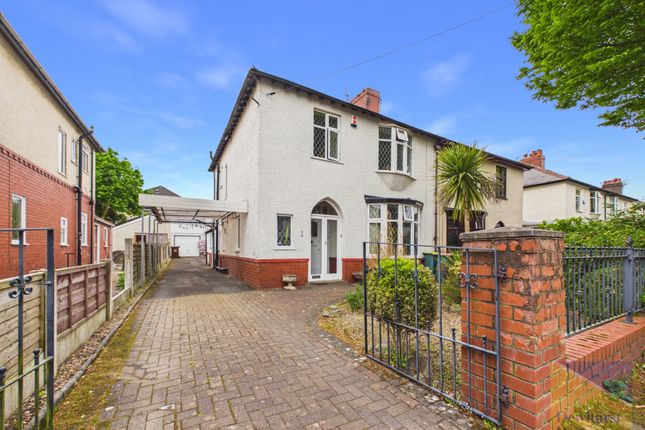 3 bed property, in First Avenue, £240,000