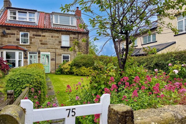 2 bed property, in 75 High Street, £175,000