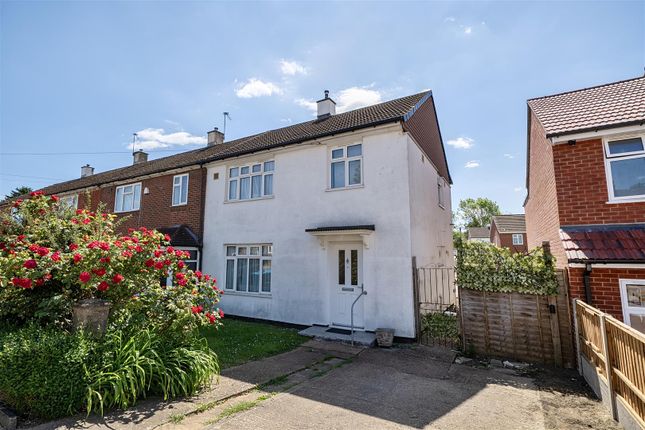 3 bed property, in Robin Grove HA3, £399,950