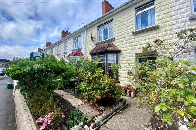 3 bed property, in Clinton Road, £239,950