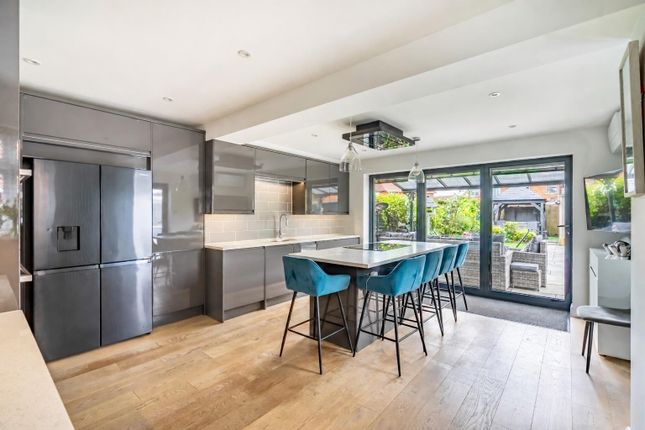 3 bed property, in Gower Road, £385,000