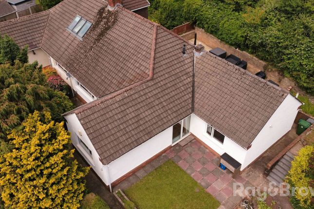 3 bed property, in Everest Avenue, £430,000