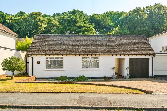 3 bed property, in Malus Drive, £550,000