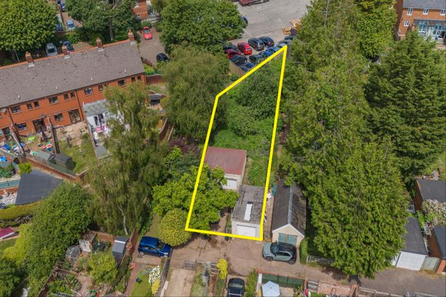 Land, in Okehampton Road, £40,000