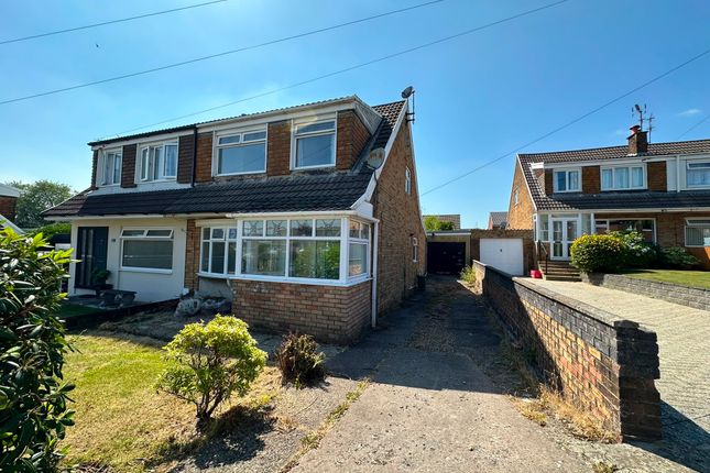 3 bed property, in Denbigh Close, £235,000