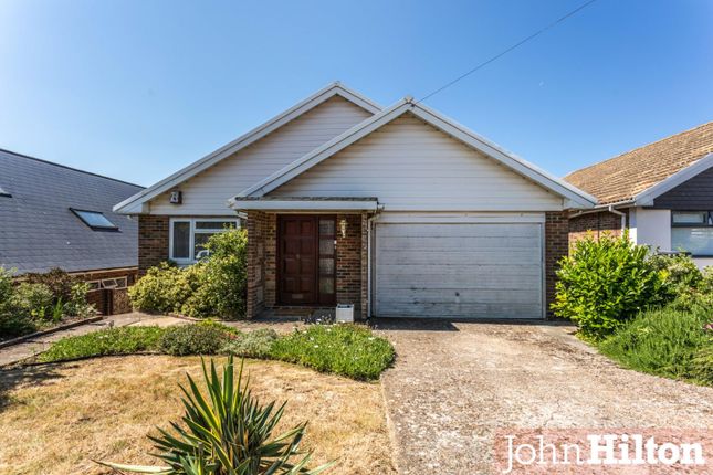4 bed property, in Wanderdown Road, £725,000