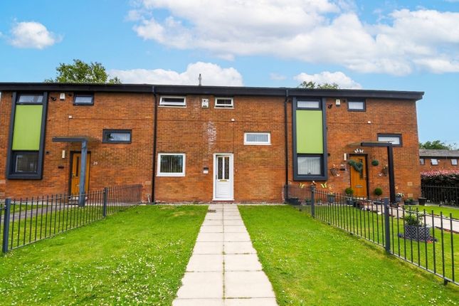 3 bed property, in Sedan Close, £220,000