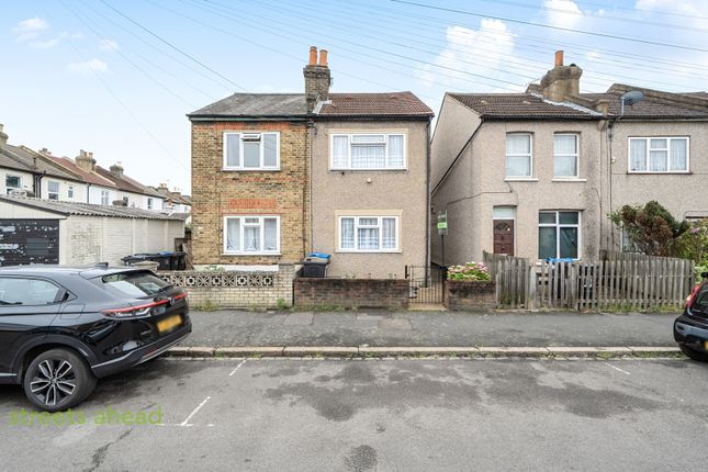 2 bed property, in Wortley Road, £375,000