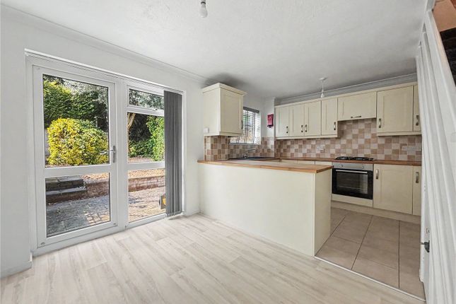 3 bed property, in Silverspot Close, £300,000