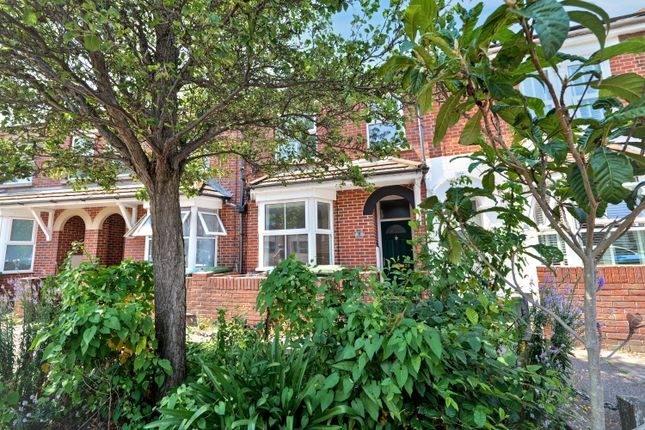 Land, in Radcliffe Road, £180,000