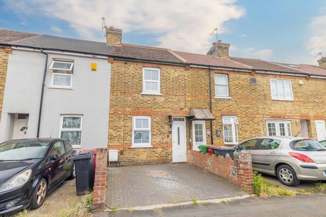 3 bed property, in Grays Road, £370,000