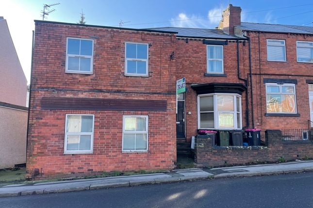 4 bed property, in Station Street, £250,000