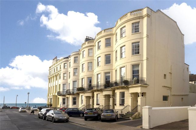 3 bed property, in Lansdowne Place, £675,000