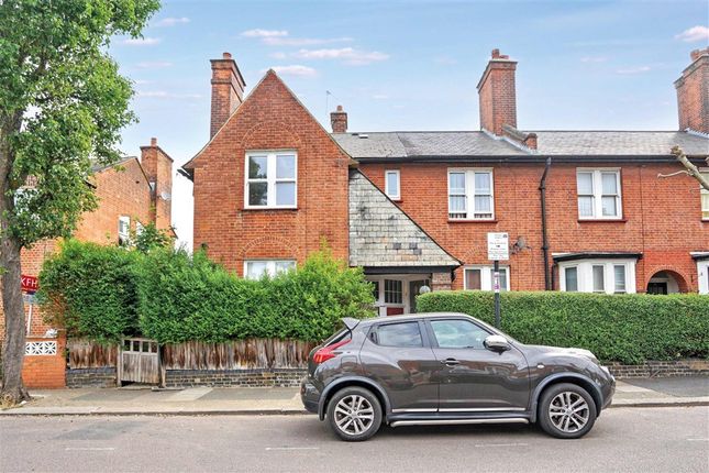 2 bed property, in Derinton Road, £399,000