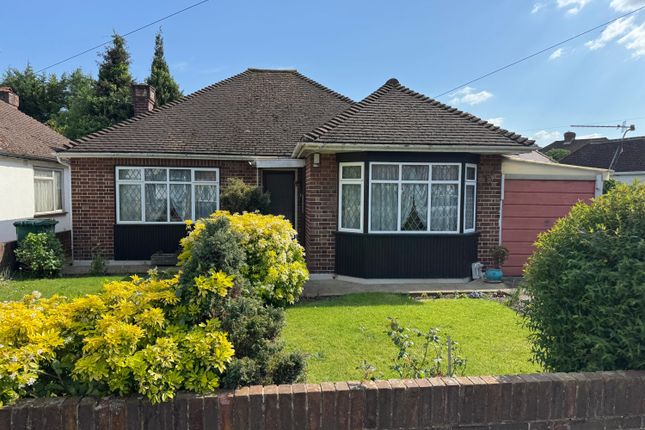 2 bed property, in Grosvenor Road, £495,000