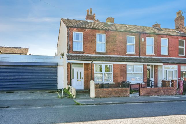 3 bed property, in Brighton Road, £165,000