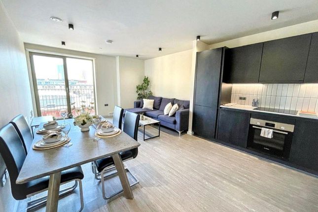 2 bed property, in Hulme Hall Road, £250,000