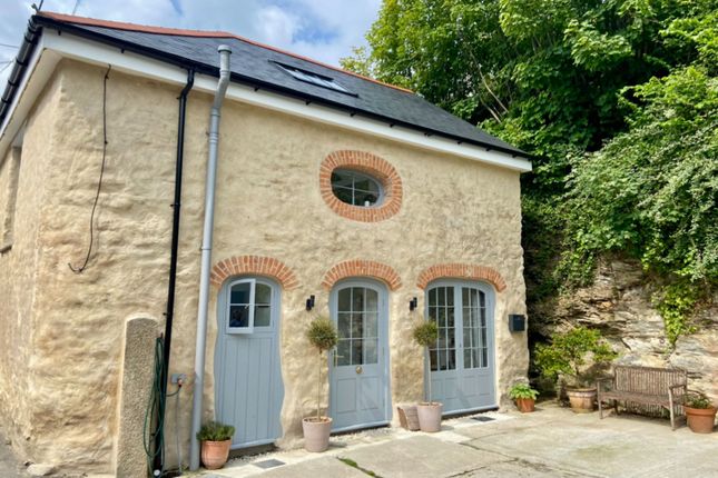 2 bed property, in The Parade, £339,950