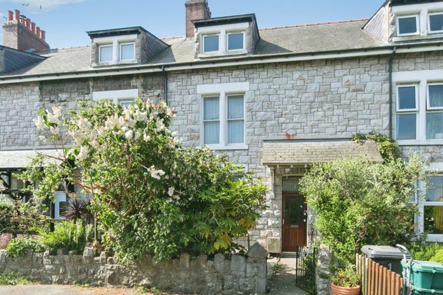 4 bed property, in Rhiw Bank Terrace, £175,000