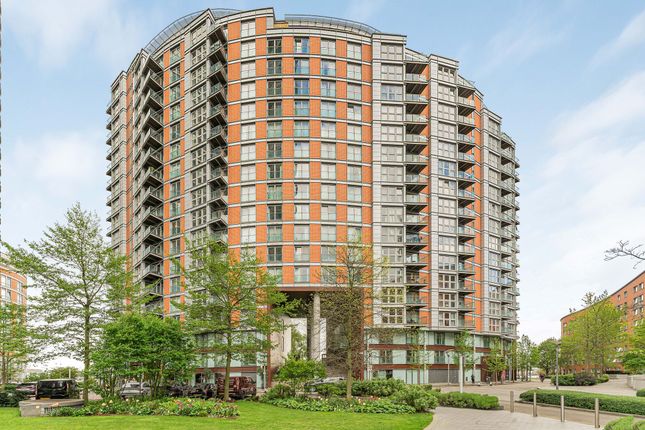 Studio, in New Providence Wharf, £240,000