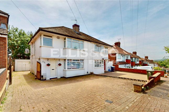 3 bed property, in West Close, £675,000