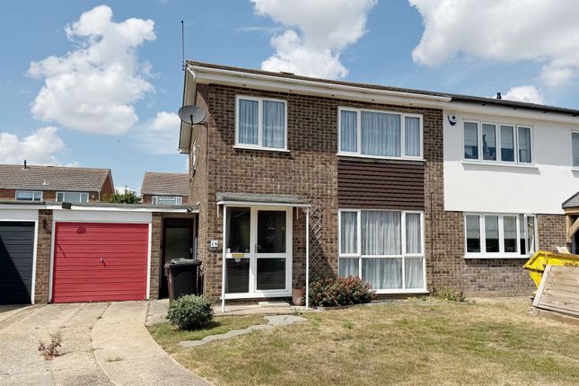 3 bed property, in Bedford Road, £325,000