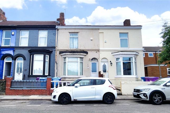 2 bed property, in Burrell Street, £115,000