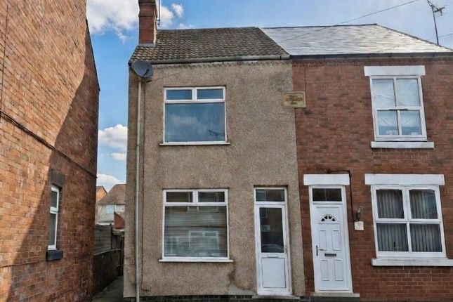 3 bed property, in 22 Park Street, £60,000