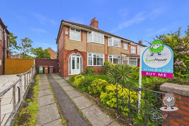 3 bed property, in Old Lane, £260,000