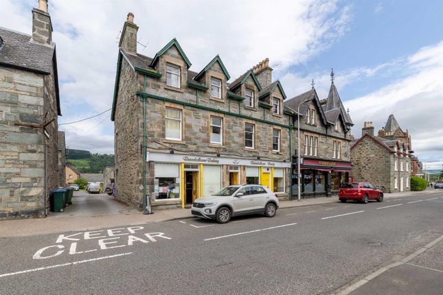 4 bed property, in Dunkeld Street, £165,000