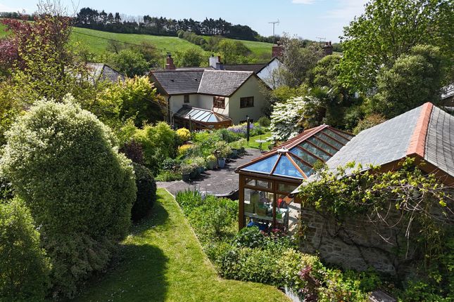4 bed property, in Diddies, £695,000